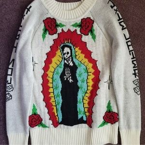 Never been worn unif knitted sweater